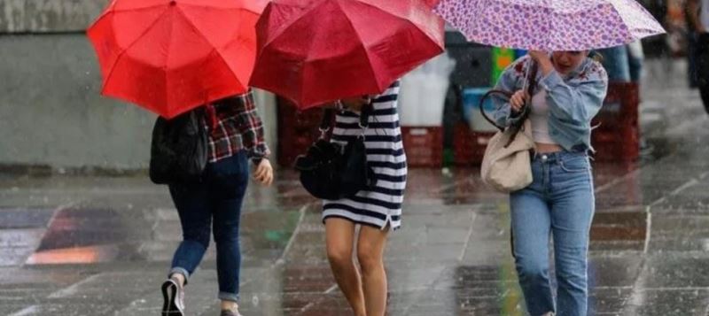 Meteoroloji hava durumu raporunu yayımladı.