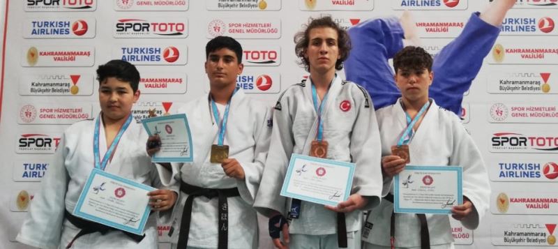 Osmangazili Judocudan Bronz Madalya 