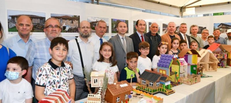 TARİHE TANIKLIK ETMİŞ 100 EV VE KONAK SERGİSİ MUSTAFAKEMALPAŞA’DA